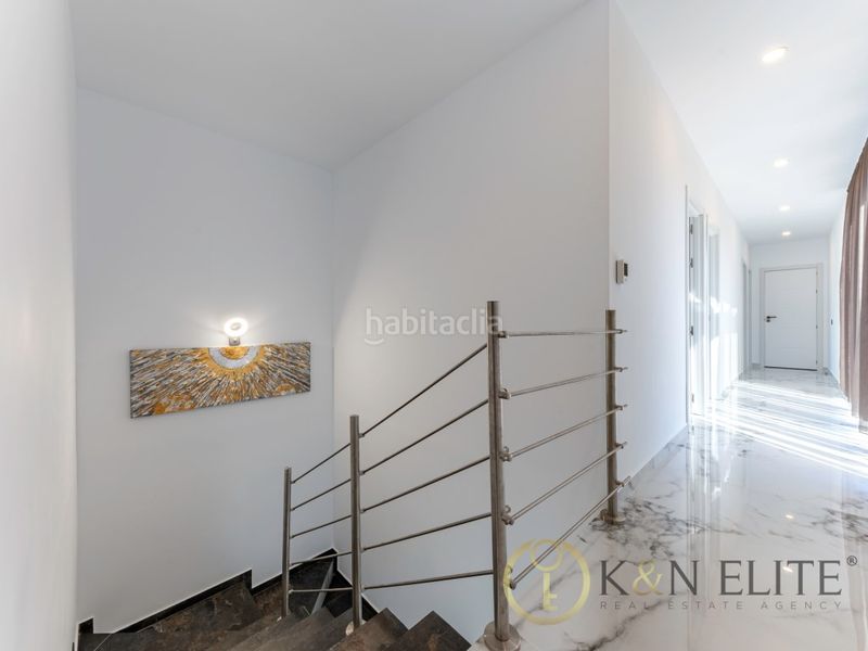 Foto d51eb2ff-9b81-4ea3-8d9a-41a6f34b5319. Casa con parcheggio piscina in Petrer