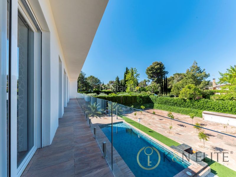 Foto f3da0daf-ea6e-426b-8629-3b7e3ad3b00a. Casa con parcheggio piscina in Petrer