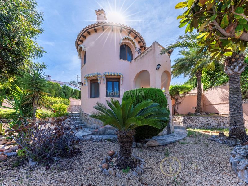 Foto 55d8b37a-d0b9-4fec-82d2-66a351156b5a. Casa amb calefacció aparcament piscina a Cala Advocat-Baladrar Benissa