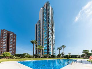 Affitto Attico  Avenida municipi del. Ático dúplex de lujo con vistas al mar en benidorm