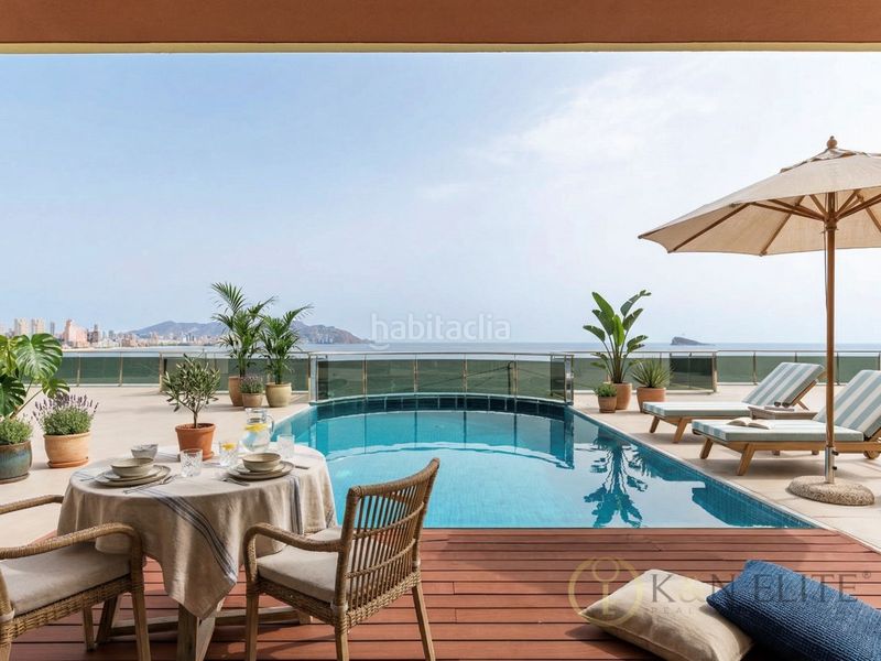 Foto ab467b60-ec20-4ff7-8667-8cdbf07395fd. Àtic amb piscina a Playa Poniente Benidorm