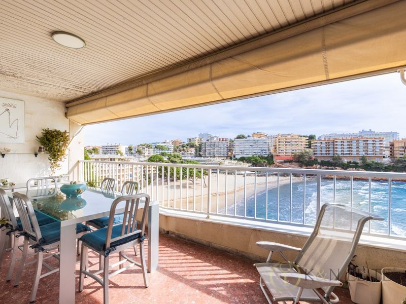 Foto 1d87ca67-5a6e-4133-a053-ee6b92ffc6f2. Pis amb aparcament piscina a Mar i Camp - Platja dels Capellans Salou