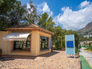 Local Comercial en Altea Hills. Exclusivo local en el complejo lujoso altea hills