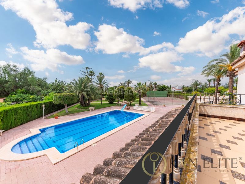 Foto 54bc87bf-d464-437b-a602-2580e2718f2a. Casa amb aparcament piscina a Alzabares Elche / Elx