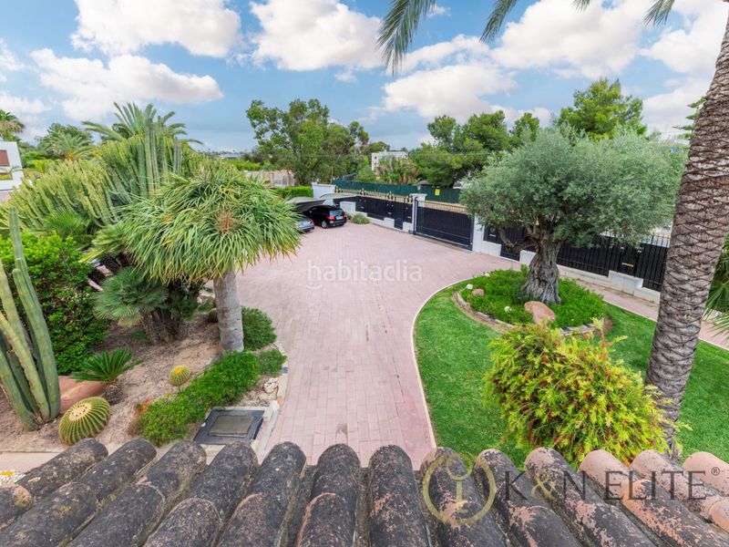 Foto 74d4d7fd-a390-4be9-9444-8044c81f5186. Casa amb aparcament piscina a Alzabares Elche / Elx