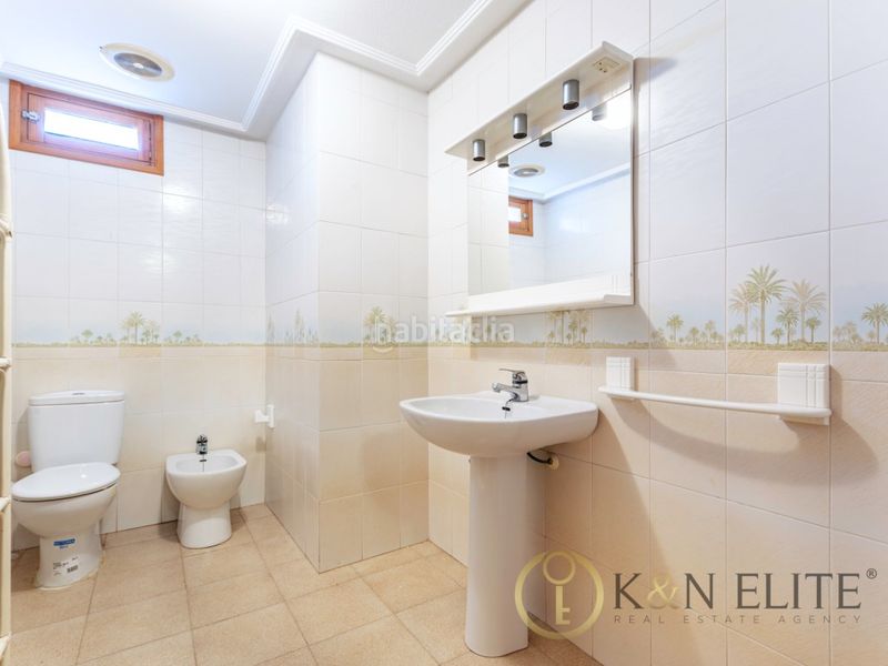 Foto e162bbfb-fca7-4100-96e8-cbc10060108b. Casa amb aparcament piscina a Alzabares Elche / Elx