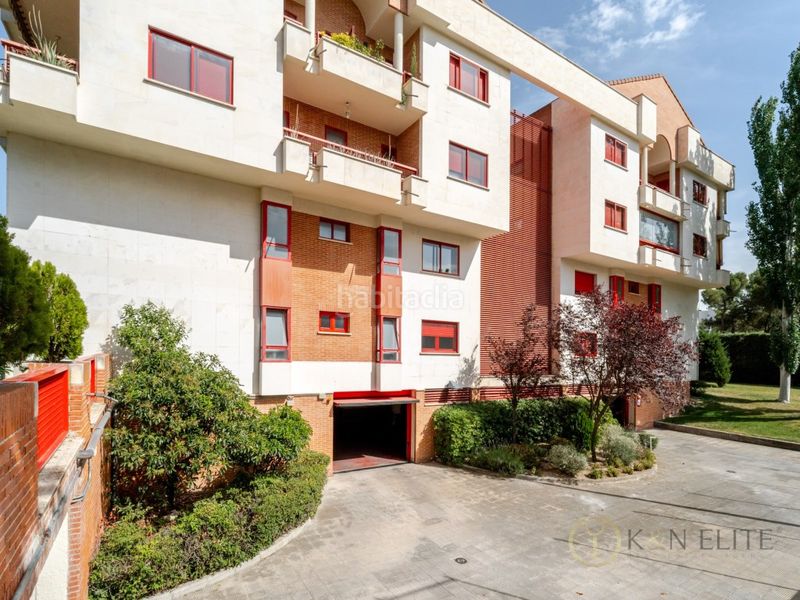 Foto a2a3c253-a5af-40ad-babe-364978f3884b. Flat with parking in Prado de Somosaguas Pozuelo de Alarcón