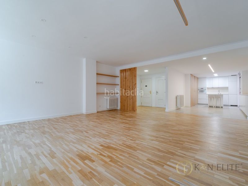 Foto a918c1ef-89dc-4563-a806-7d590b7d3f06. Flat with parking in Prado de Somosaguas Pozuelo de Alarcón