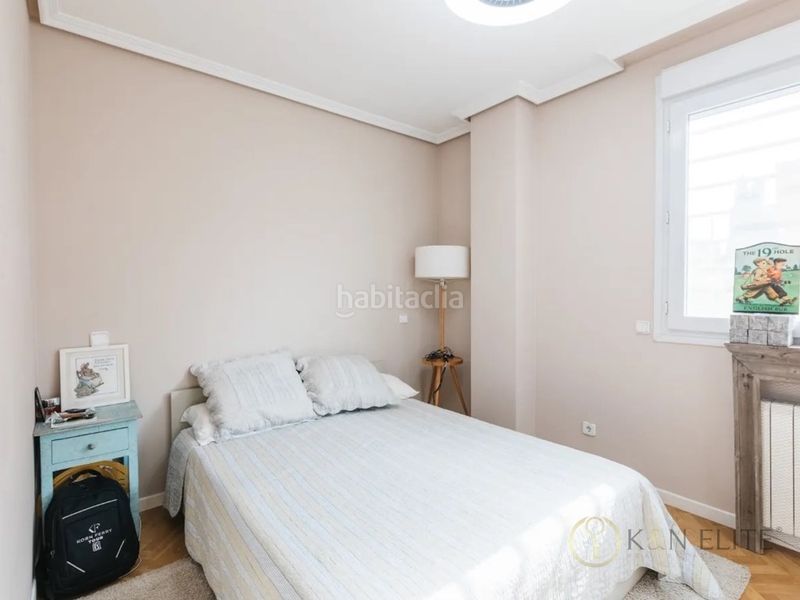 Foto ef37a2c8-6dfe-4792-93ac-c3202753dbd8. Casa aparellada amb aparcament piscina a La Florida - El Plantío Madrid