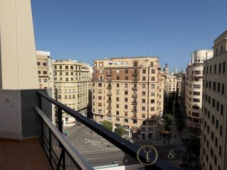 Penthouse  Calle hospital. Ático exclusivo con terraza en pleno centro de valencia