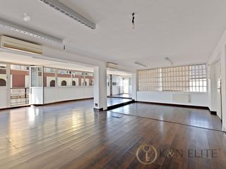 Àtic  Calle hospital. Ático exclusivo con terraza en pleno centro de valencia