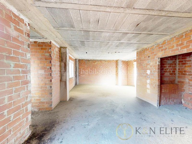 Foto f5e1c176-dc9b-48b6-8399-0e2de1d936d8. Edificio in Benimàmet Valencia