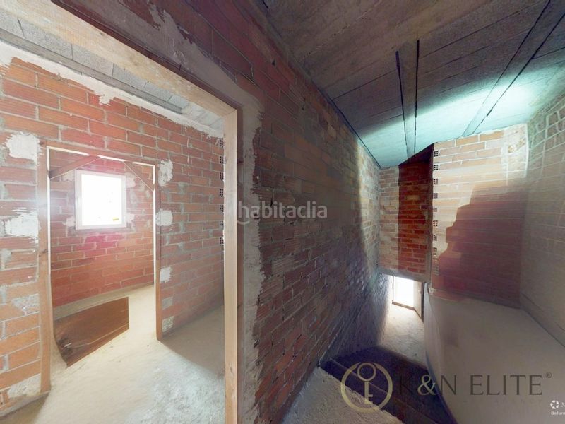 Foto fad3f589-fb46-4a32-84c6-ecd7a4e328bc. Edificio in Benimàmet Valencia