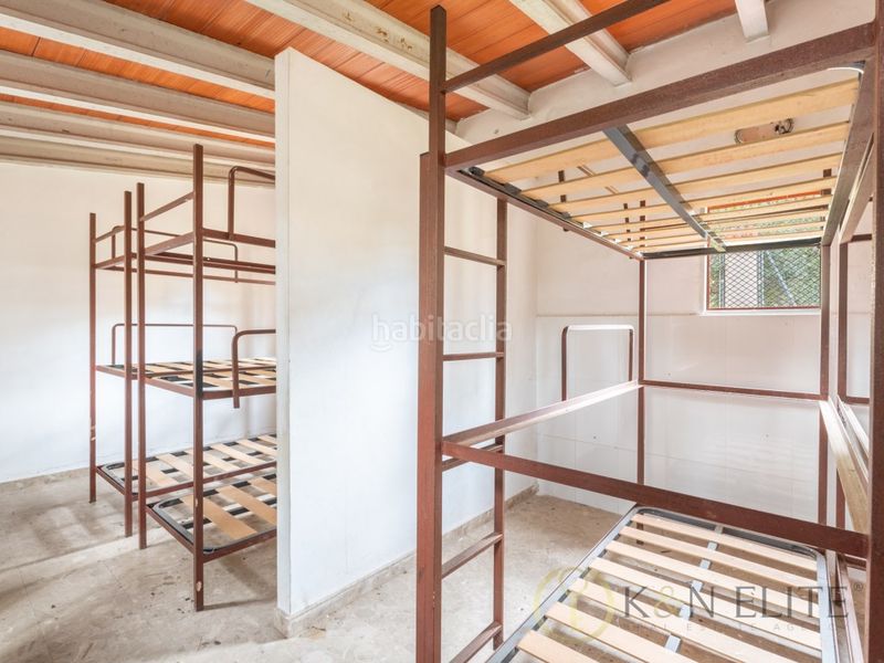 Foto 64824946-a85d-4678-8e68-f6c597c3a7fb. Casa amb piscina a Urbanizaciones Gandia