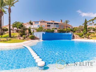 Casa  Camino del faro. Exclusividad, diseño y vistas al mediterráneo en cabo de las hue