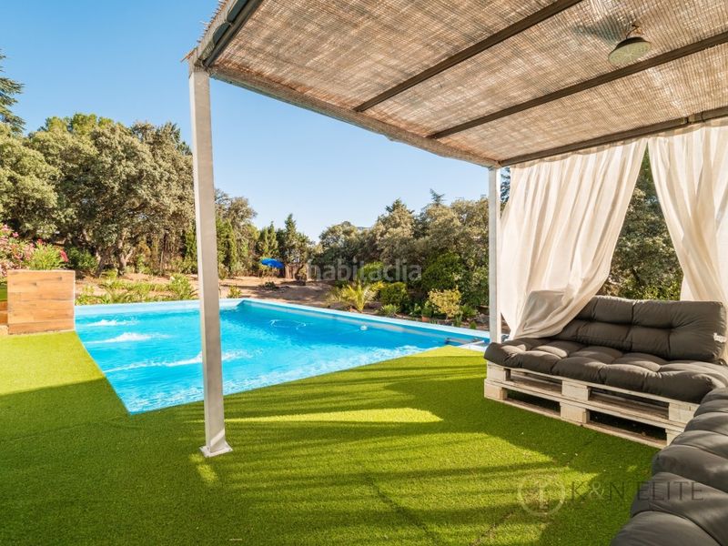 Foto d506d6eb-d757-4558-b08a-3cb4d1aa6187. Xalet amb aparcament piscina a Cerro Alarcón Valdemorillo