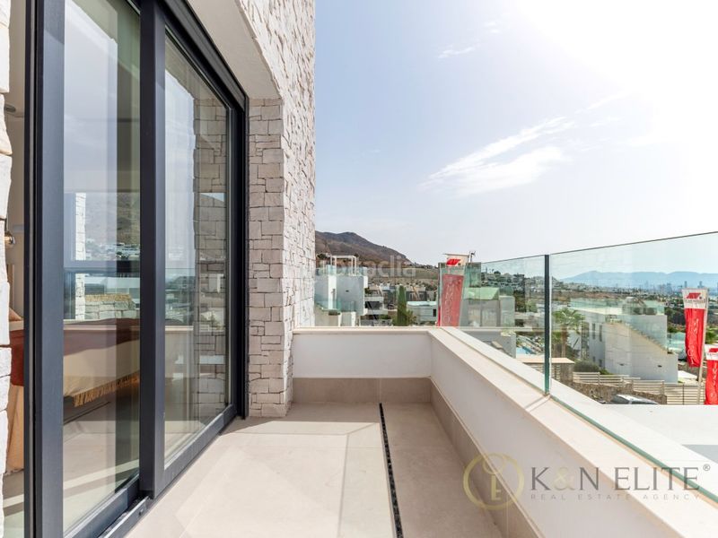 Foto ff15a877-ce21-4177-a85b-dce76ed2fe04. Casa amb piscina a balcón de Finestrat-terra marina Finestrat