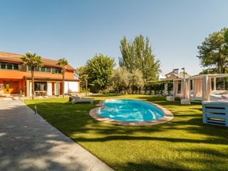 Chalet  Calle playa altea. Chalet en boardilla del monte