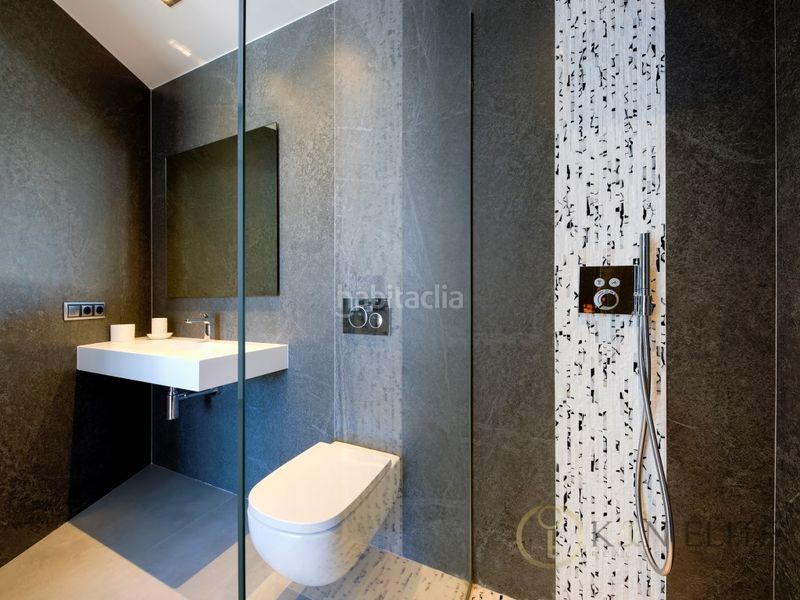 Foto dcbd66de-dd1b-4a4d-8174-1d0369307791. Dúplex espectacular dúplex en la Playa Poniente, en Benidorm