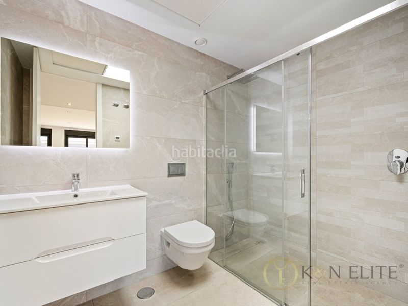 Foto c6c34ae2-9622-448b-80c7-22c529e07f90. Duplex con parcheggio in balcón de Finestrat-terra marina Finestrat