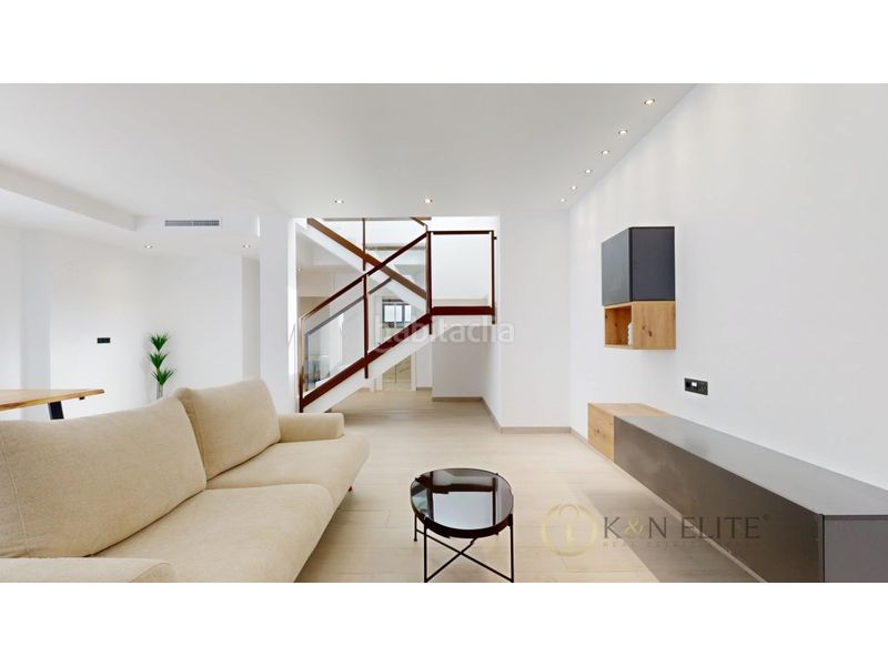 Foto 08b0cb6f-c808-4cbc-bd4c-f4aae5663292. Casa amb piscina a balcón de Finestrat-terra marina Finestrat