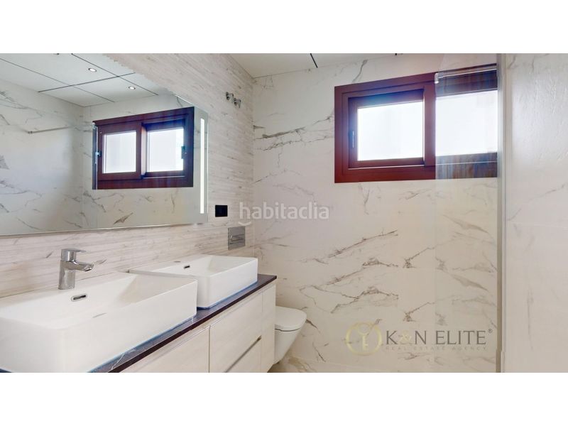 Foto 91094d34-d560-417c-83f5-b2e42be8632c. Casa amb piscina a balcón de Finestrat-terra marina Finestrat