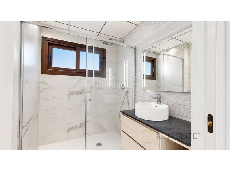 Foto a7203962-5ad4-491a-acbd-1f85dd5081f9. Casa amb piscina a balcón de Finestrat-terra marina Finestrat