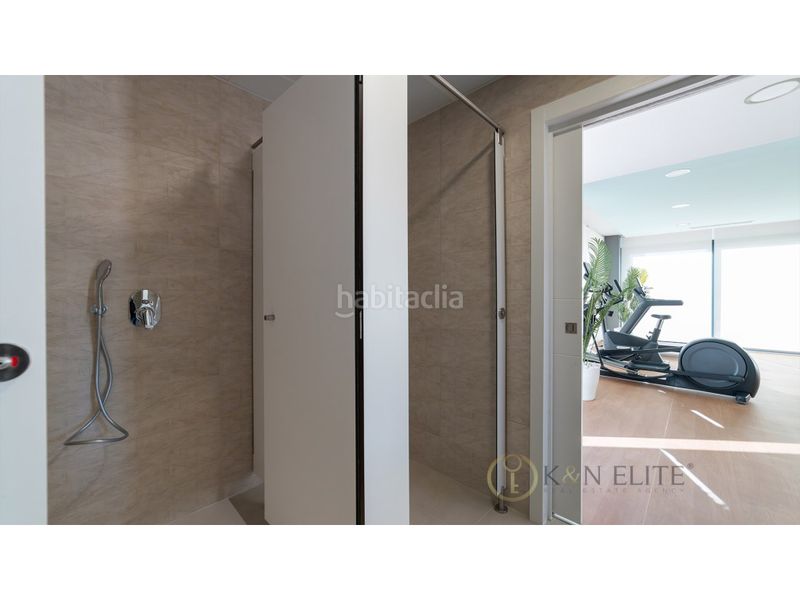 Foto 7a16ce46-549c-4416-82ca-04e05dfab73d. Flat with parking in Via Parque Benidorm