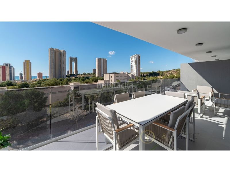 Foto 8755d8d7-25b1-4da9-ba3f-e17186d73de5. Flat with parking in Via Parque Benidorm