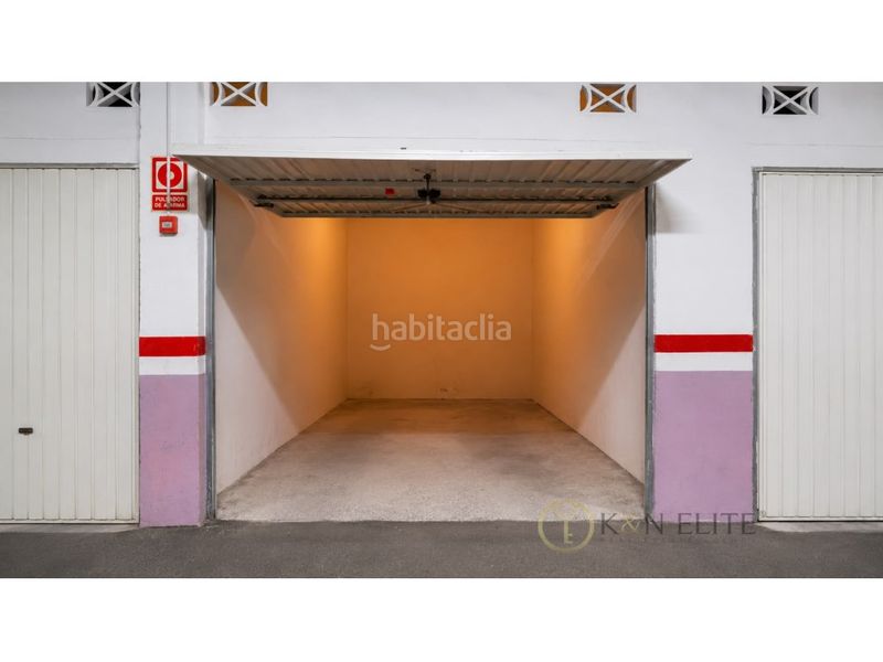 Foto ae19f420-f81f-44f1-b85a-9bbb0f275c36. Pis amb aparcament a Playa Poniente Benidorm