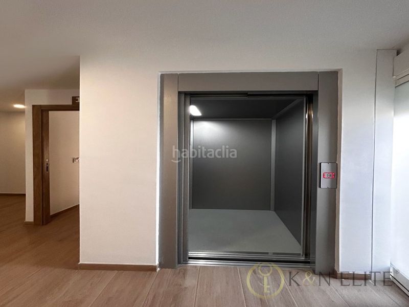 Foto cbc1c543-2f84-4935-ab9f-2bd9f9bf9467. Edificio  en Enguera