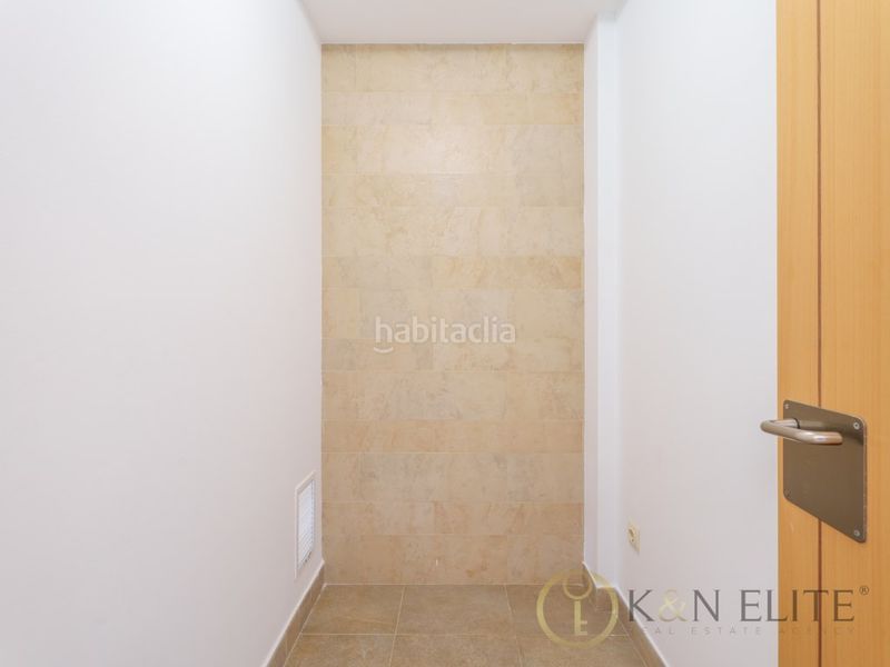 Foto a556db97-f6f4-409d-aa15-56569c52af4a. Pis a playas de Puçol Puçol