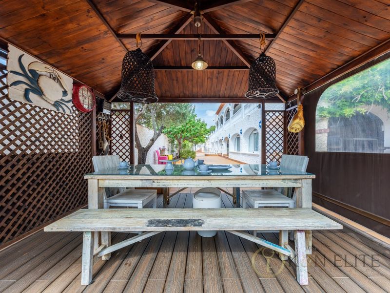 Foto f5d5e73e-c778-4479-a85a-22583c2b3670. Casa amb aparcament piscina a Moravit-Cap Blanc Moraira