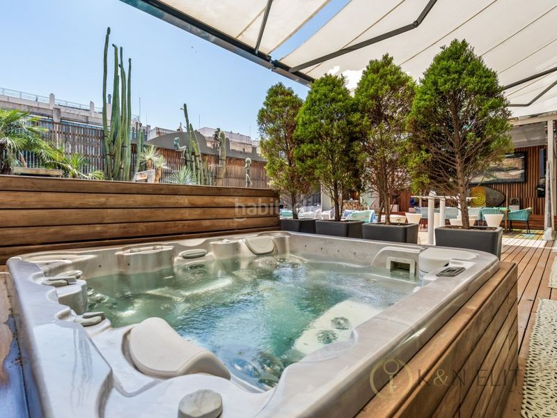 Foto b702cd1b-5964-43f2-9bbc-0c4fe6fb5c10. Pis amb aparcament piscina a Dreta de l´Eixample Barcelona