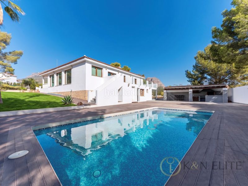 Foto df14485b-fd79-4af5-bb0f-0689c8ab1301. Casa amb aparcament piscina a Coloma Nucia (la)