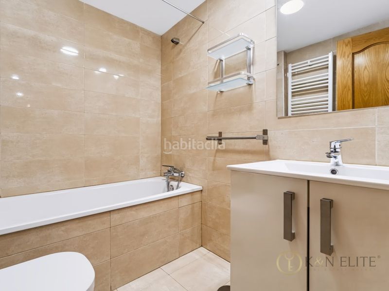 Foto 0b16478e-676b-4842-88e3-c89230a0f589. Rent flat with parking pool in Yucatán-La Cornisa Rozas de Madrid (Las)