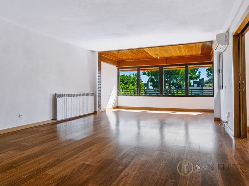 Foto 8a47e3d6-196a-4cc8-a9a1-2ca1134c9301. Rent flat with parking pool in Yucatán-La Cornisa Rozas de Madrid (Las)
