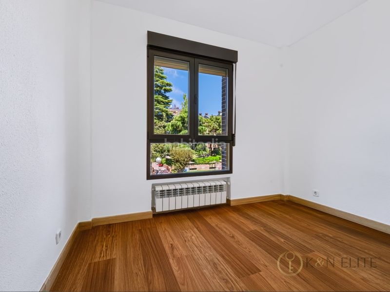 Foto 947b23e0-9c0b-4cad-86a9-789d41e0f0d0. Rent flat with parking pool in Yucatán-La Cornisa Rozas de Madrid (Las)