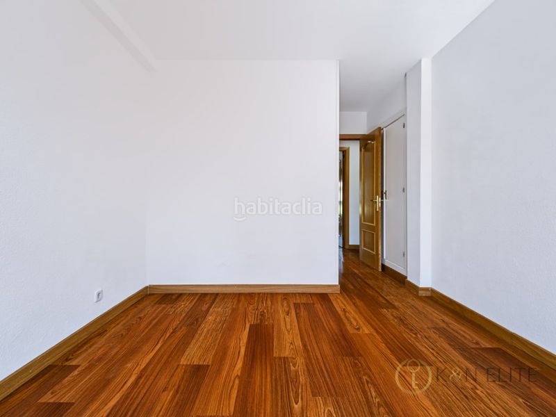 Foto b7360500-208e-44e7-a72e-db8ad0601852. Rent flat with parking pool in Yucatán-La Cornisa Rozas de Madrid (Las)