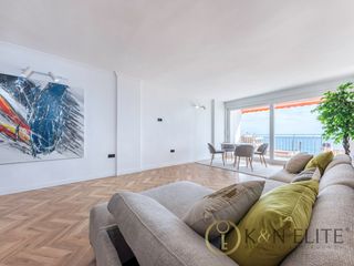Location Appartement  Calle virgen del socorro 67. Amplio piso reformado con vistas al mar en alicante