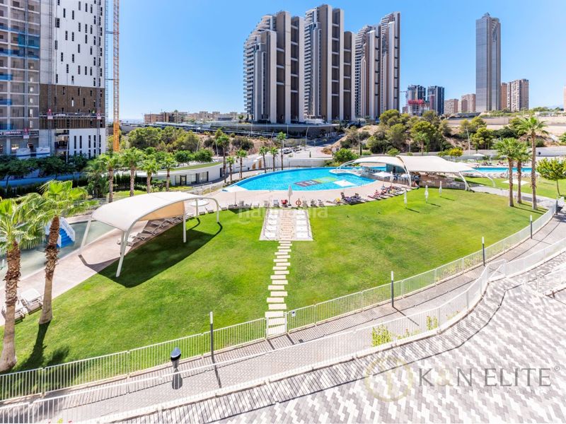 Foto e1209513-e74a-4260-a241-836e5e1758dc. Pis amb aparcament piscina a Playa Poniente Benidorm