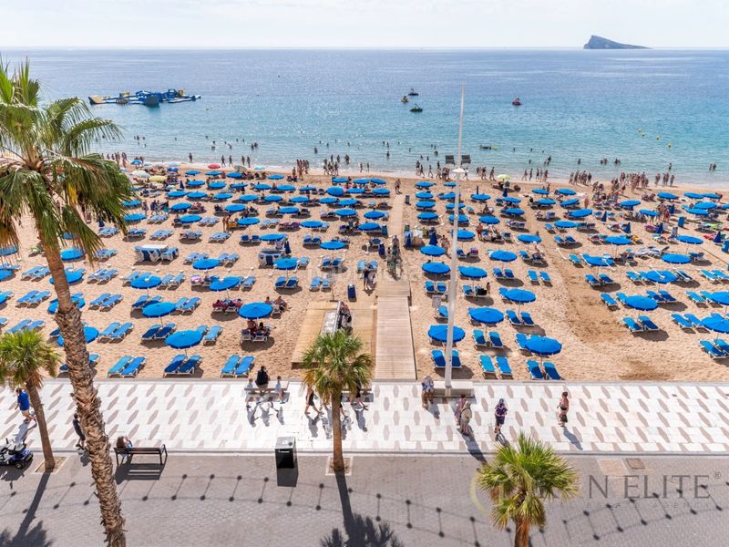 Foto c86f022b-d404-4ac3-a6fa-b3d932fef4ac. Lloguer pis amb aparcament piscina a Playa Levante Benidorm
