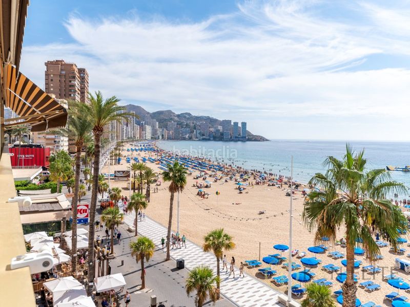 Foto ceca03aa-8f8f-4788-9d0c-043a9ac80a93. Lloguer pis amb aparcament piscina a Playa Levante Benidorm