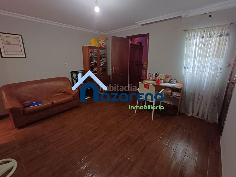 Foto 09f5f779-3a32-4ae1-a357-295c1a66901f. Casa a La Plata Sevilla