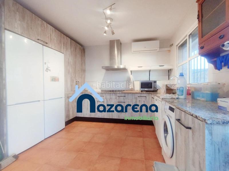 Foto f8237823-cf4d-403b-9eb2-ec5965a08480. Casa adossada amb aparcament a Vista Azul - Consolación Dos Hermanas