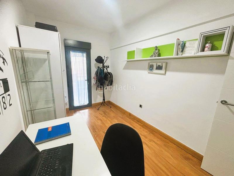Foto 402230ac-18c8-4c7b-978f-5f94fe6e9bb7. Casa  unifamiliar en barrio pachico con 4 habitaciones , 2 baños y patio en Dos Hermanas