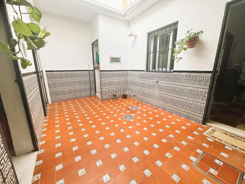 Foto ef7bb1c7-eda8-47de-97aa-ccb41463bea9. Casa  unifamiliar en barrio pachico con 4 habitaciones , 2 baños y patio en Dos Hermanas