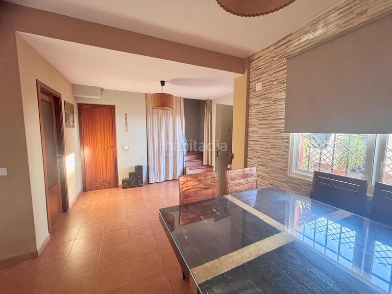 Foto 193d7dd0-4d0b-4278-8eed-795d4db6532f. Casa adossada amb calefacció a Carrión de los Céspedes