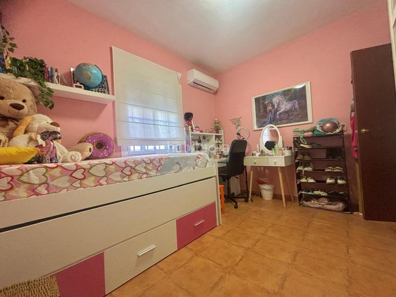 Foto 763330e7-c33e-42a1-9ae7-fa2f03321f2c. Casa adossada amb calefacció a Carrión de los Céspedes