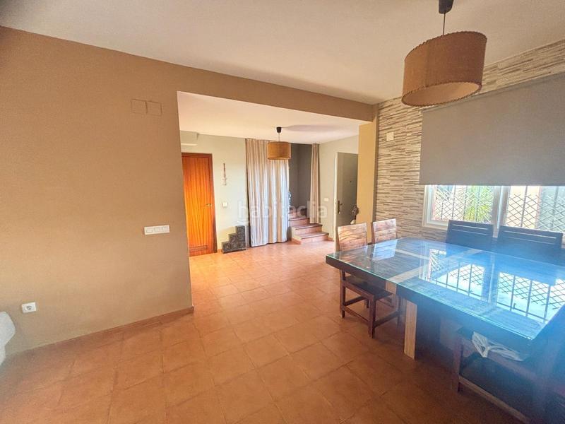Foto a1127f4f-a03b-40c5-88e5-07d28b4d25c1. Casa adossada amb calefacció a Carrión de los Céspedes